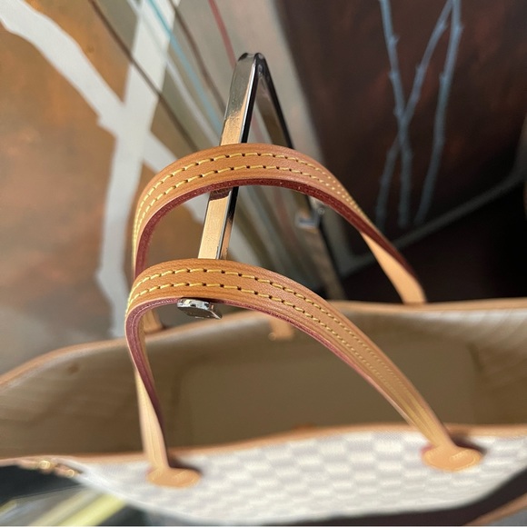 Louis Vuitton Neverfull MM Damier Azur with pouch - Picture 8 of 16